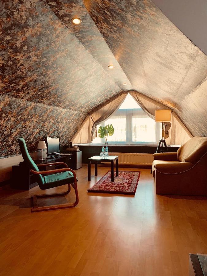 Golabek Leba Hotel Ngoại thất bức ảnh